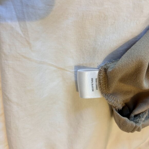 Bobi Beach crepe top, Tan, Med - Picture 11 of 12